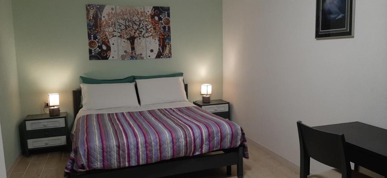 Ferienwohnung Al Borgo Costermano Sul Garda Via Pertica 8A Exterior foto